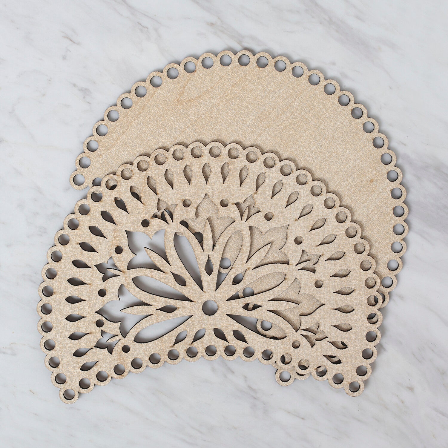 Loren Ahşap Oymalı Desenli Makoron Çanta Yanı Plakası